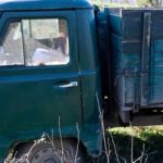 Возле Изюма погибли двое мужчин, которые пытались разобрать на металлолом “САУ”