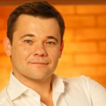 Юрист Зеленского, который попадает под люстрацию, имел тайную встречу с председателем КС – “Схемы”