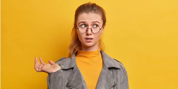 «фейк» или «фэйк»