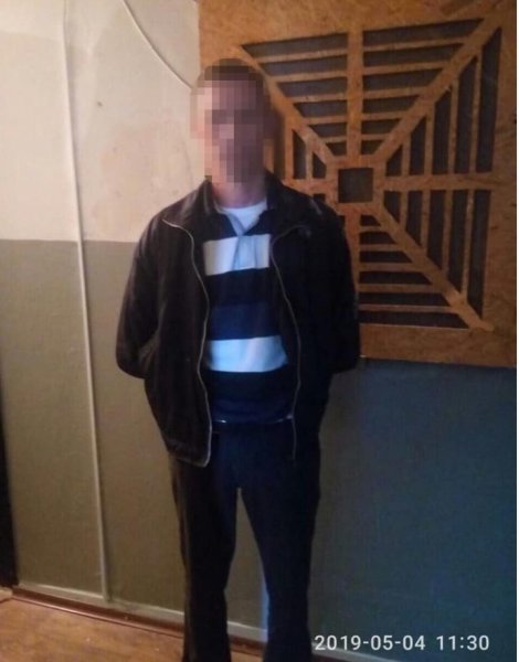 В Днепре из окна квартиры обстреляли пенсионеров: один ранен