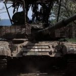 На фронте за сутки насчитали почти 2 сотни боестолкновений