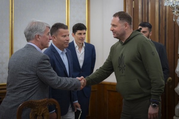 Стрес-тест для інвестиційного клімату. Яка доля двох найбільших угод минулого року