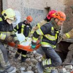 Российский удар по Киеву: за ночь и утро из-под завалов достали 8 погибших, в общем жертв уже 24