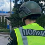 В Харькове военный в СОЧ стрелял возле жилого дома и взорвал гранату