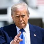 Трамп назвал “слабым ответом” удары Ирана по американской базе