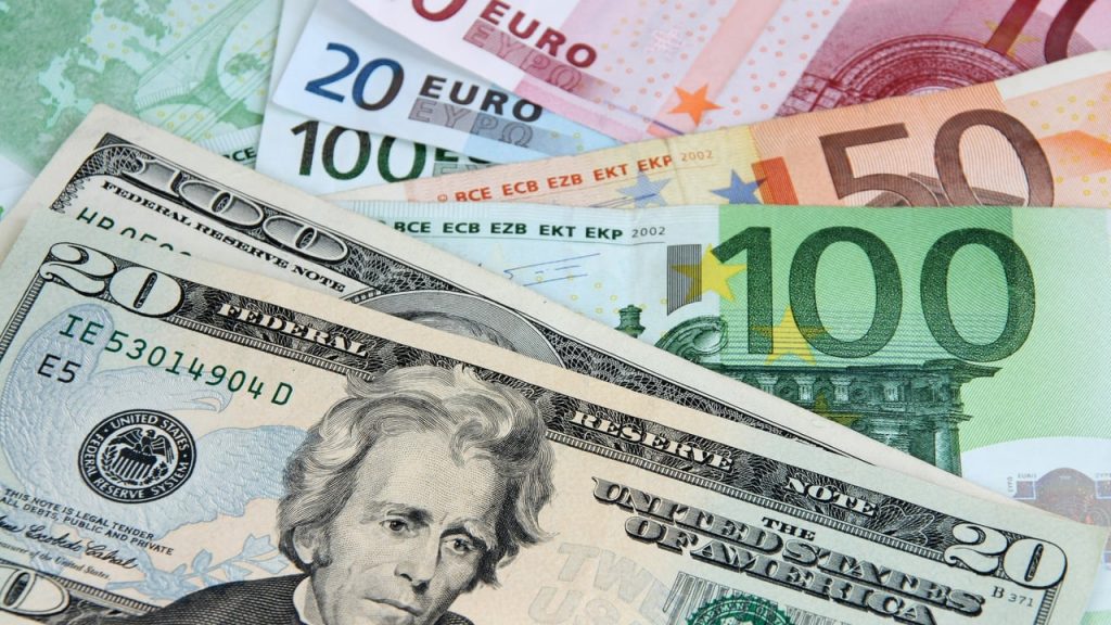 Курс НБУ евро к гривне снова обновил рекорд