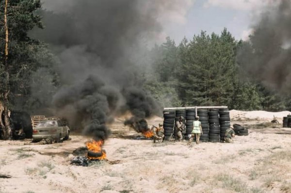 Кэллог посетил тренировку украинской Нацгвардии