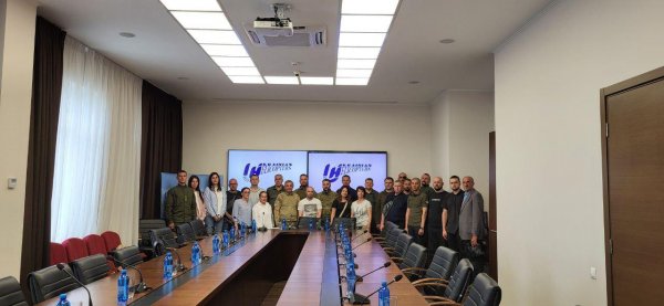 Хто тисне на авіакомпанію «Українські вертольоти» і чому ветерани, які стали на її захист, одразу звертаються до Президента?
            Реклама