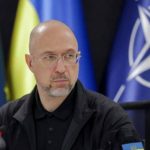 Шмыгаль заявил, что Украине не хватает $6 млрд на закупку оружия, чтобы вернуть войну в РФ