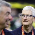 Apple під тиском Трампа інвестує у США додаткові 100 мільярдів доларів