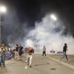 Слезоточивый газ и резиновые пули: грузинская полиция разгоняет митинг – СМИ