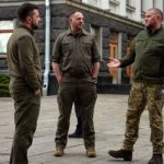 СМИ: Залужный отказал Ермаку и не пошел в команду Зеленского, но пообещал не критиковать президента