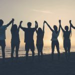 Как сохранить дружбу, когда у всех плотный график