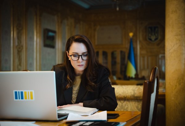 Бюджет-2026: рекордні видатки на оборону і зростання соцстандартів. Чому опозиція вимагала відхилити проєкт?