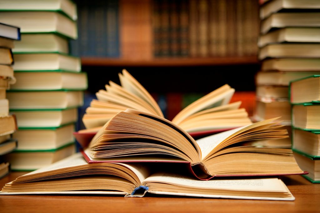 мир книг
