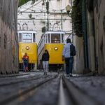 В Португалии обнаружили возможную причину аварии фуникулёра в Лиссабоне