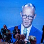 Мерц: Германия “больше не живет в мире”