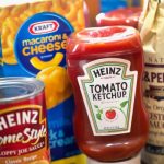 Гиганта упакованных Kraft Heinz продуктов разделят на соусы и продукты после провального слияния