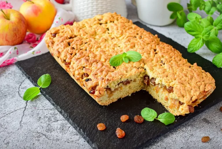 Как приготовить тертый яблочный пирог за 30 минут: быстрый и вкусный рецепт