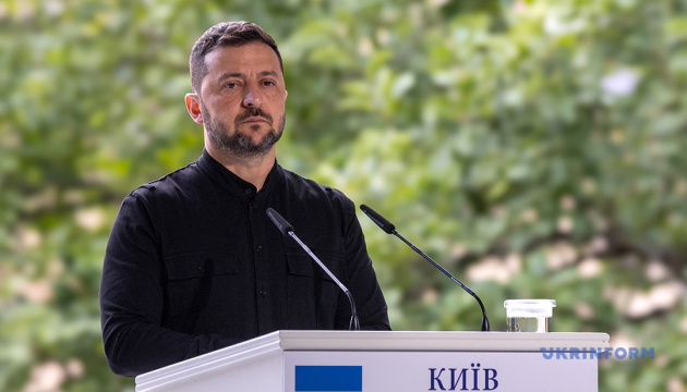 Зеленский принял сертификаты от послов Кипра, Латвии и Пакистана
