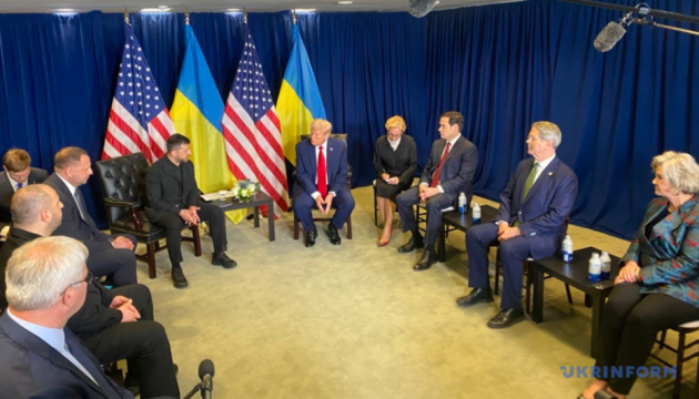 В Нью -Йорке началась встреча Зеленского с Трампом