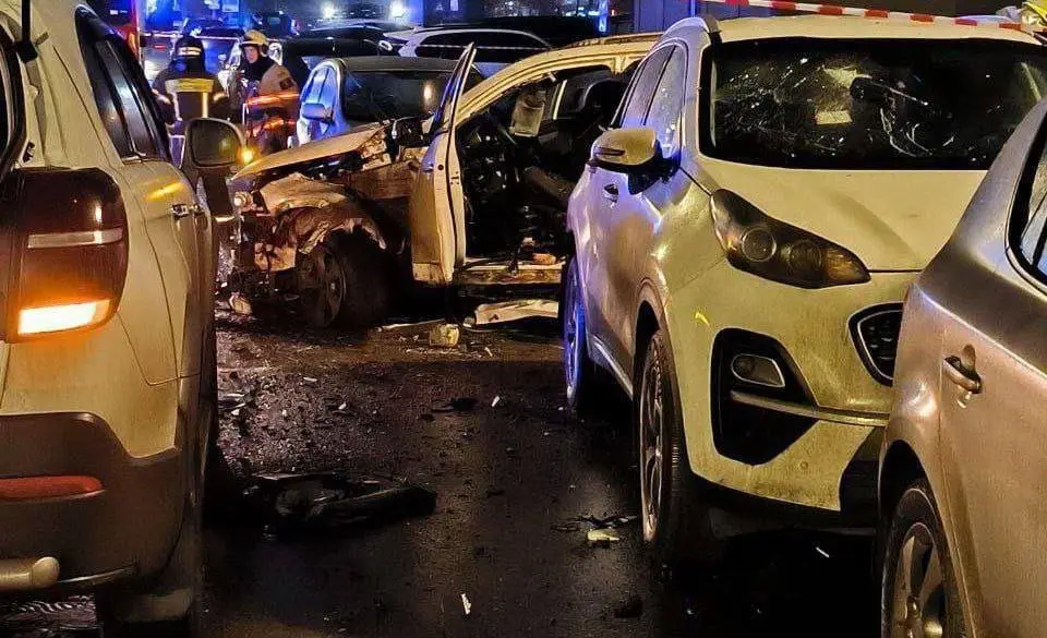 На окраинах Москвы взорвали автомобиль с генералом Сарваровым: «отличился» в войне с Украиной (фото) На окраинах Москвы взорвали автомобиль с генералом Сарваровым